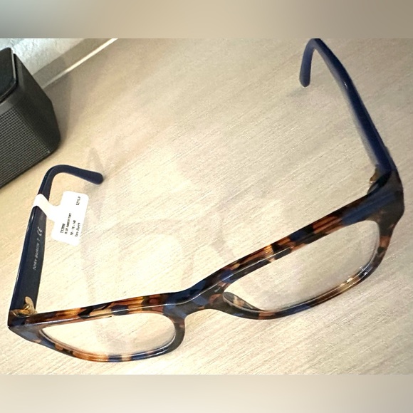 Tory Burch glasses! without a box! 
Can be used for a proscription glasses! NWT - Picture 2 of 7